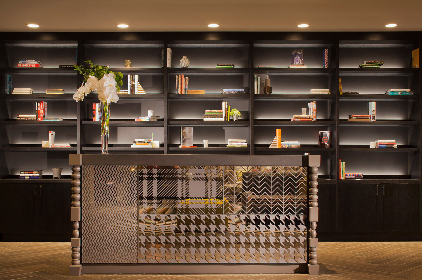 Hotel Commonwealth Boston Kültér fotó Library at The Hari