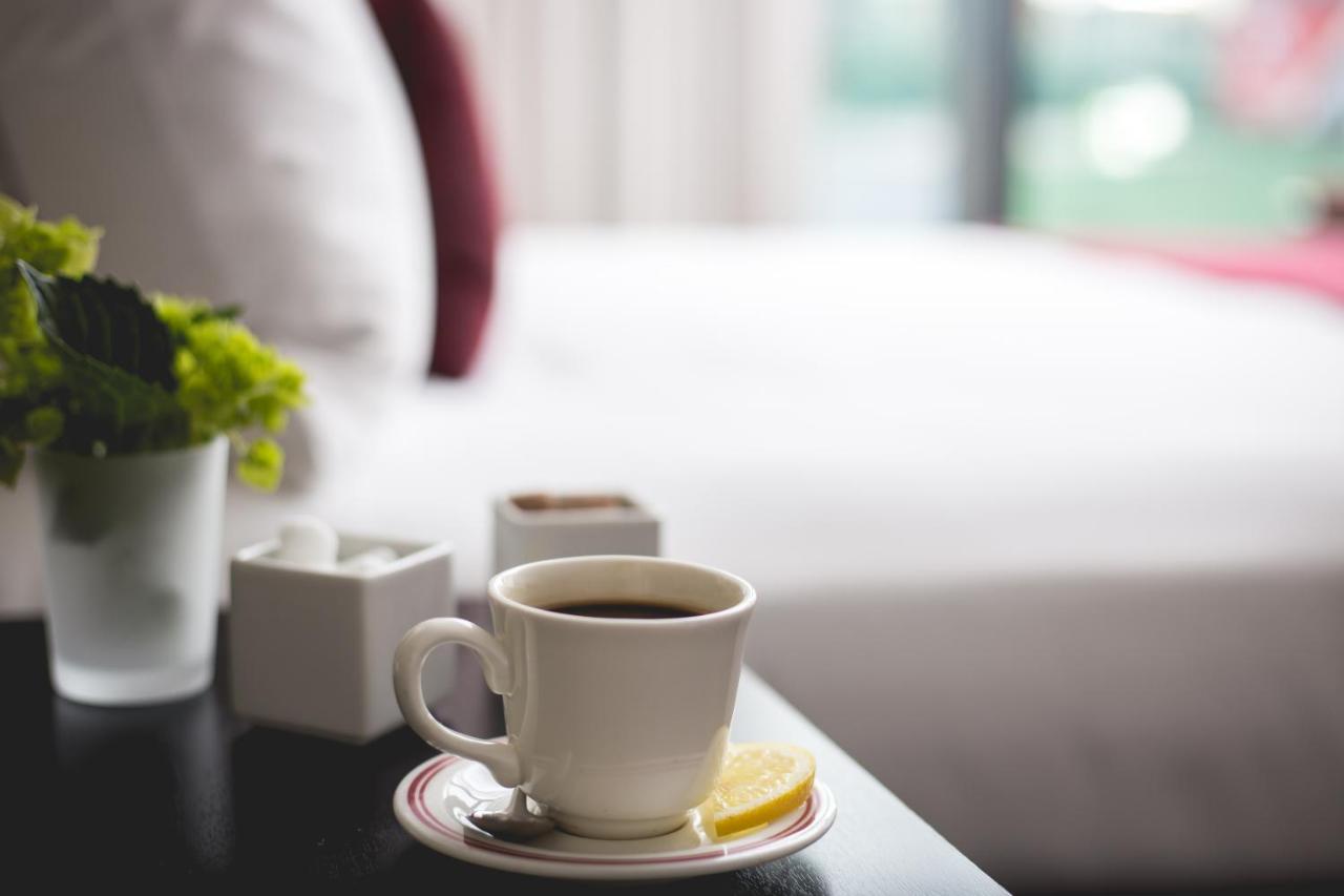 Hotel Commonwealth Boston Kültér fotó A cup of coffee