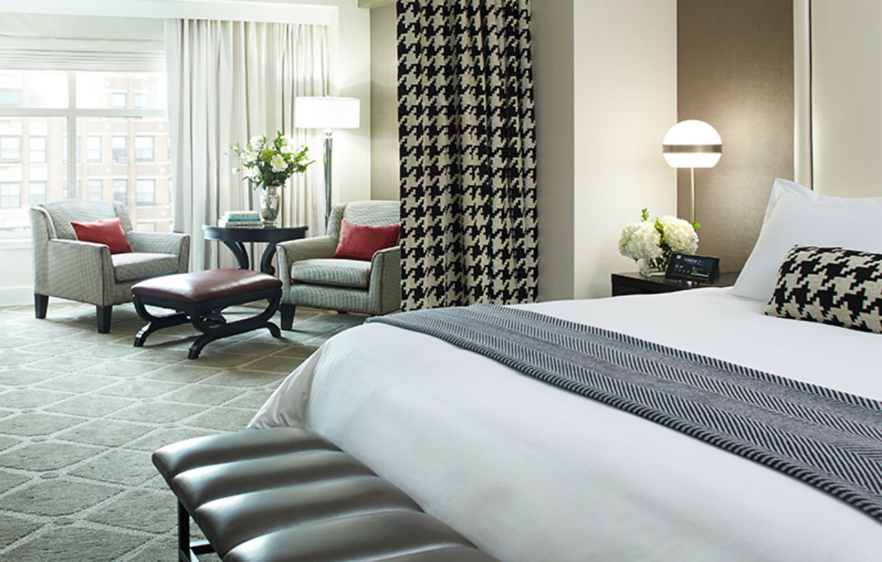 Hotel Commonwealth Boston Kültér fotó A suite at the Four Seasons Hotel