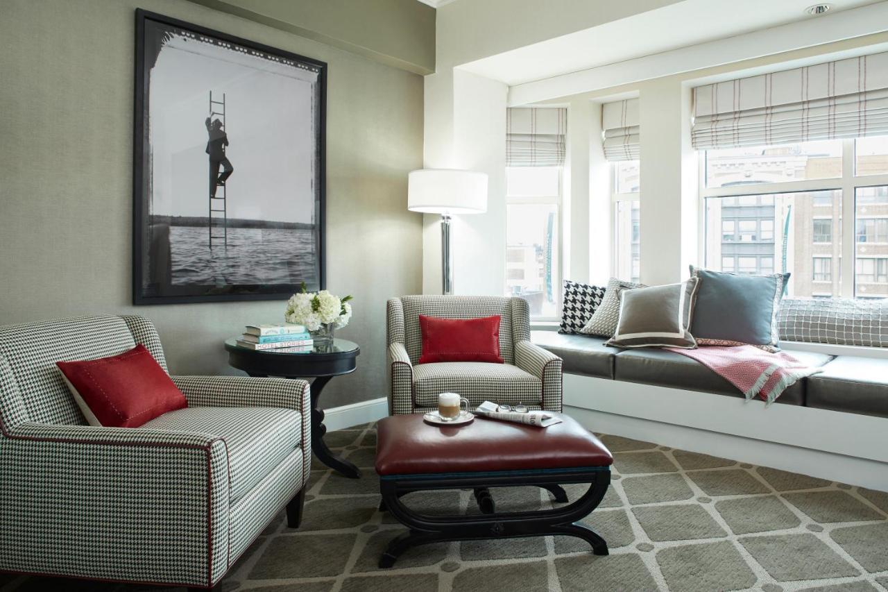 Hotel Commonwealth Boston Szoba fotó A living room at The Carlyle
